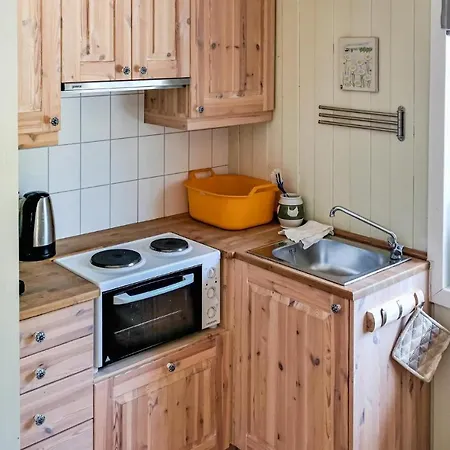Holiday home Strandbu Vraliosen