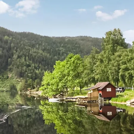 Strandbu Holiday home *
