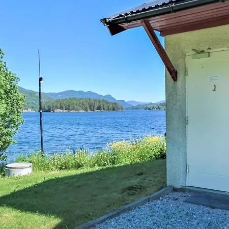 Feriehus Strandbu Vraliosen