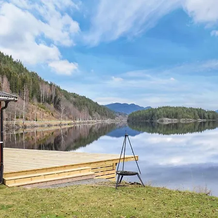 Feriehus Strandbu Vraliosen